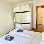 Διαμέρισμα Dalmara Lucica House