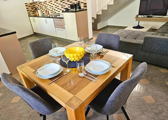 Dalmara Lucica House *