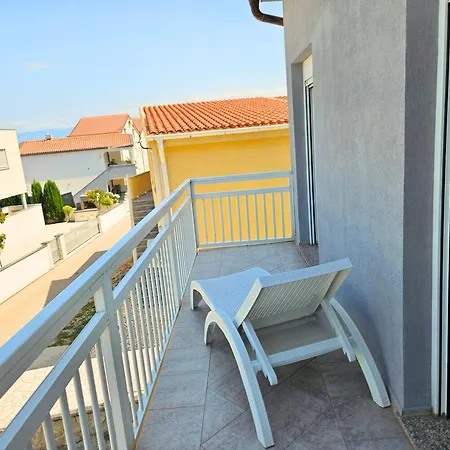 Dalmara Lucica House Апартаменты *