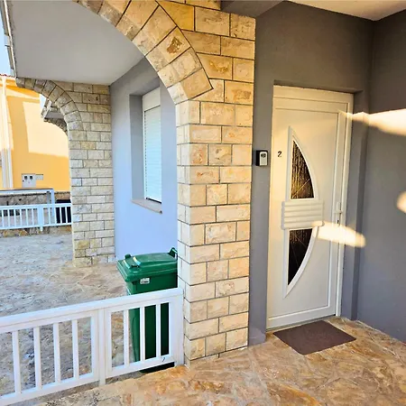 Dalmara Lucica House Apartment *