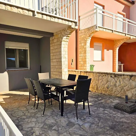 Dalmara Lucica House